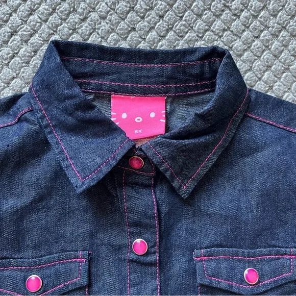 NWT Hello kitty button up - Picture 3 of 10